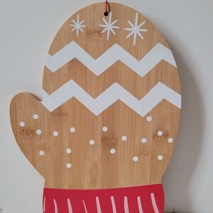 Festive Bamboo Mitten Cutting Board